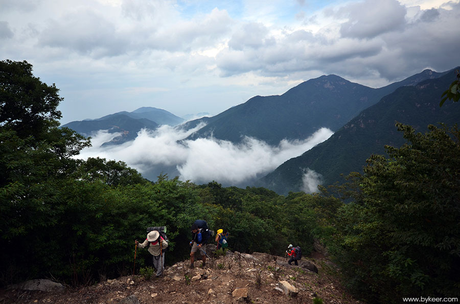 天龙古道(4): 风云壮阔的山河，它们是登山者最瑰丽的背景！