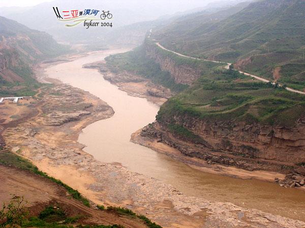 太行山西(10): 俯瞰黄河<br>对岸是陕西