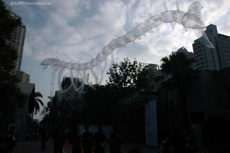 展览2007(29): 失重的黄昏 array(深港双城双年展)