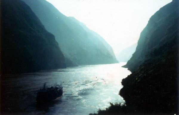 梦回三峡(16): 巫峡景色，从青石镇到碚石镇一段