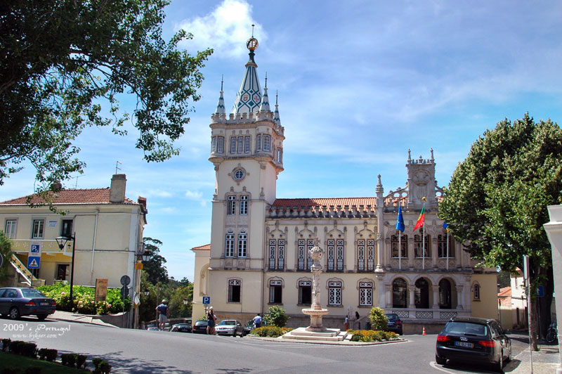 炫色葡萄牙(57): 建于1906年的Sintra镇公所Camara Municipal。